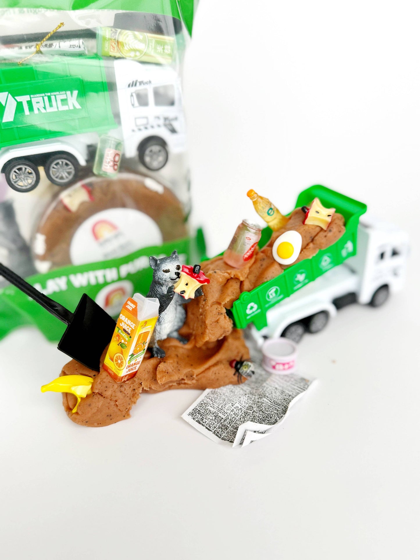 Garbage KidDough Play Kit