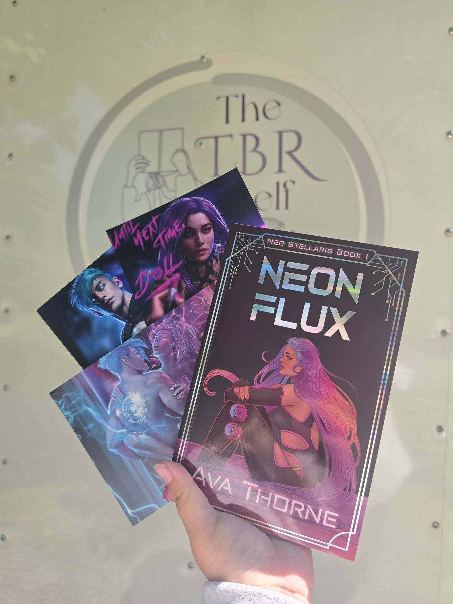 Neon flux [signed]