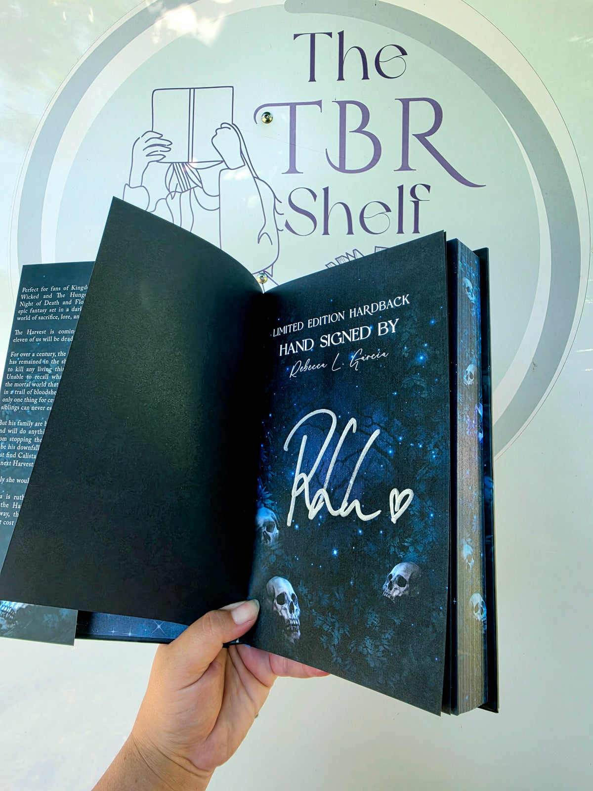 Night Of Death and Flowers[ deluxe hand signed edition + goodies]