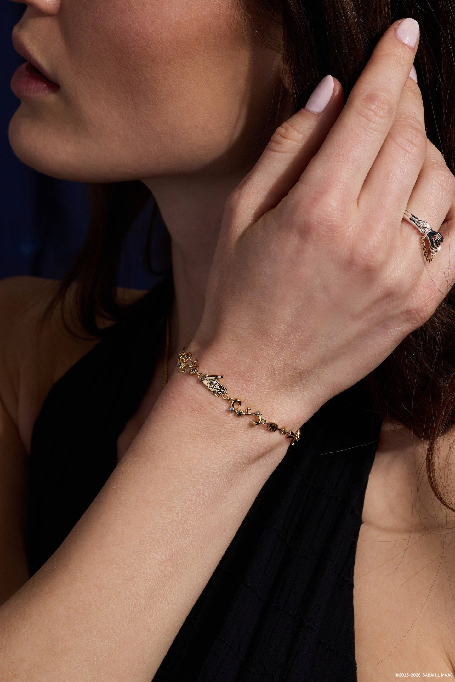 A Court of Thorns and Roses Feyre™ Archeron Linear Bracelet
