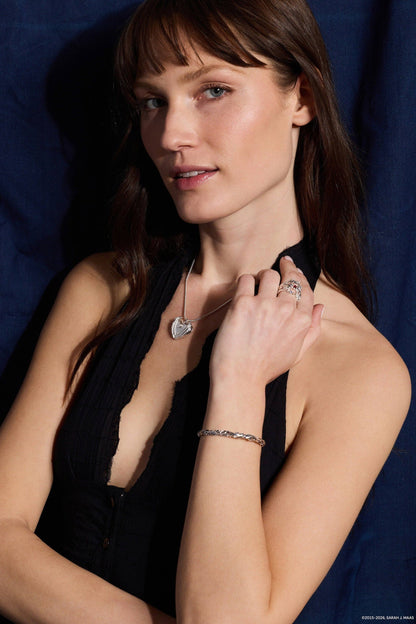 A Court of Thorns and Roses™ Velaris™ Heart Locket Necklace