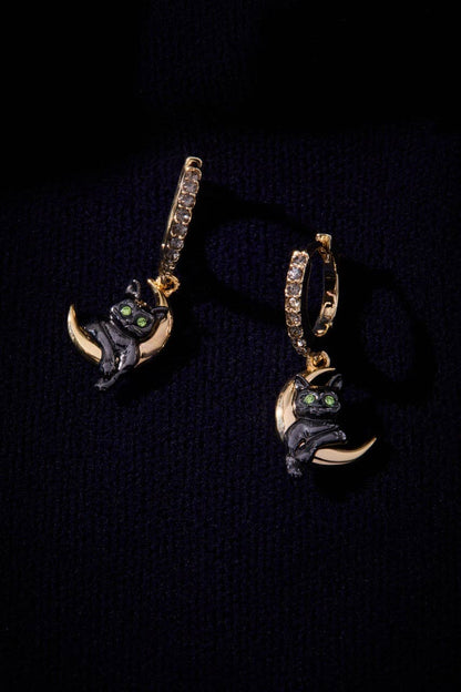 Celestial Cat Huggie Earring